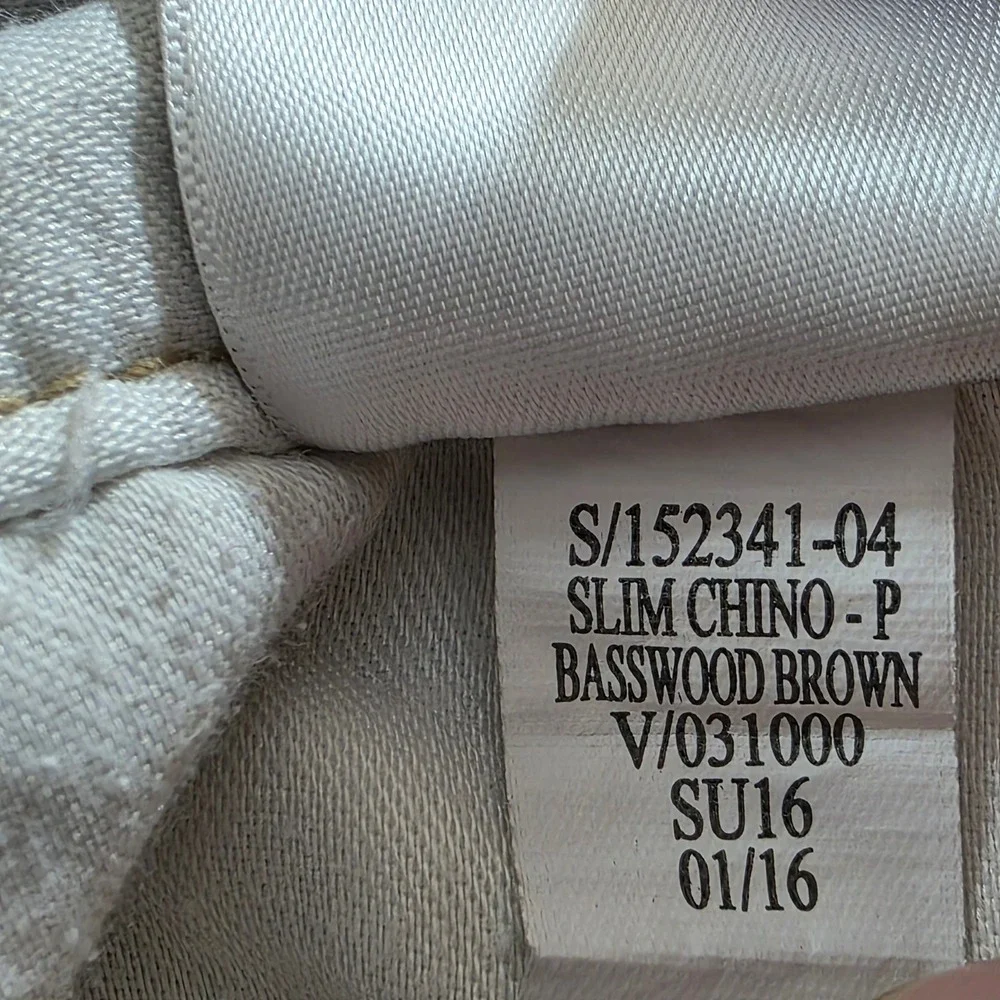Old Navy Ultimate Slim Chino Shorts Mens 29 Basswood Brown Tan 152341-04